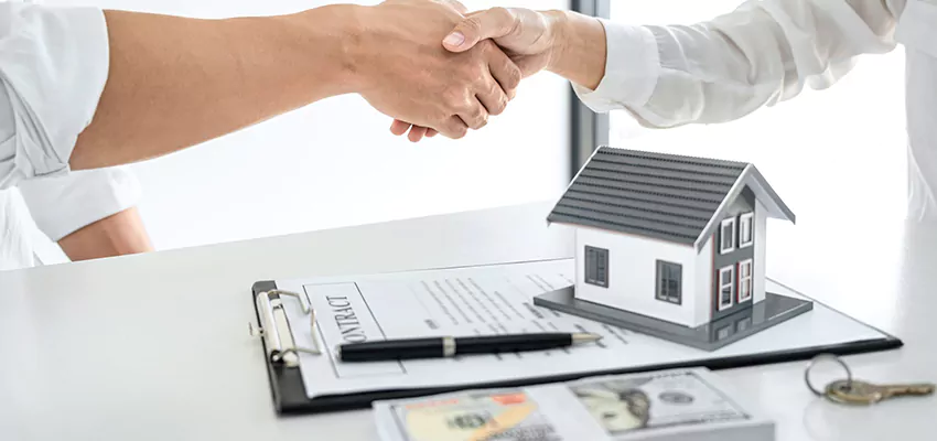 How We Determine Your Sell House Before Foreclosure Offer in Long Beach, NY?