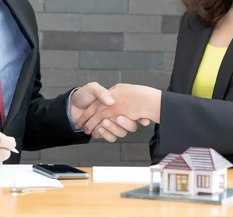 Why Sell to Us Instead of Letting the Home Go to Auction in Long Beach, NY?